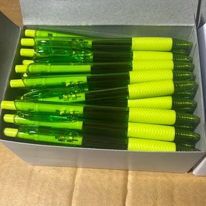 Brand new 100 bulk green click pens